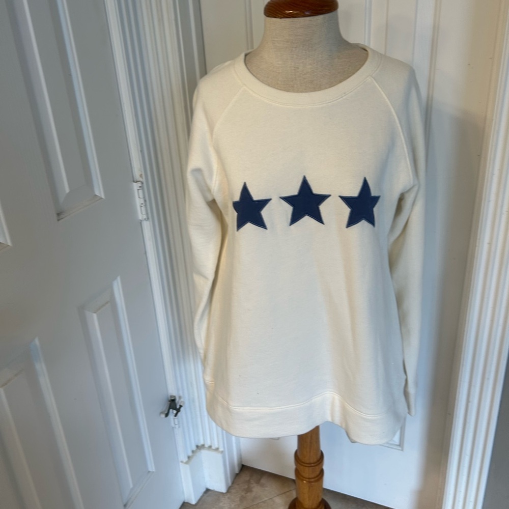 Duffield Lane Cream and Blue Crewneck Sweater with Stars